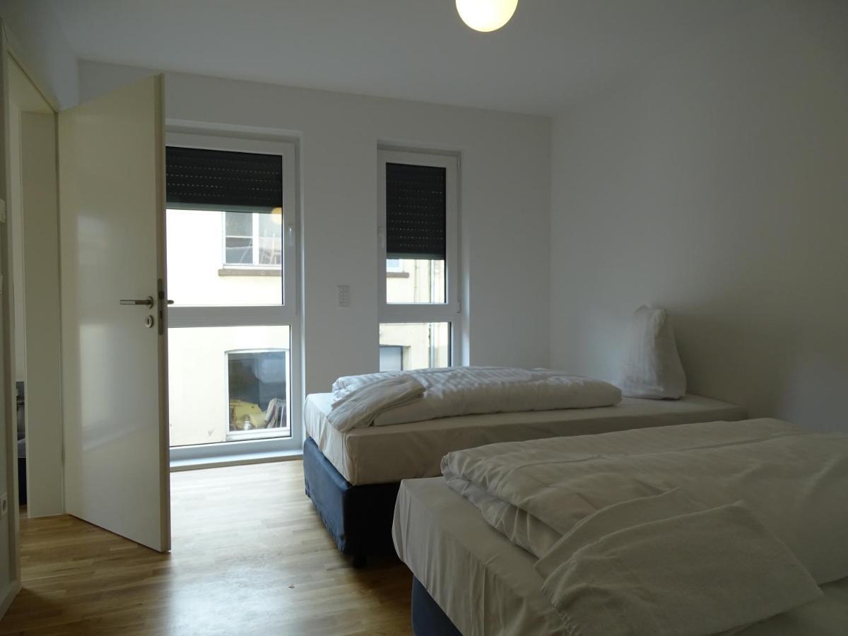 Avi City Apartments Kinghouse Düsseldorf Oda fotoğraf