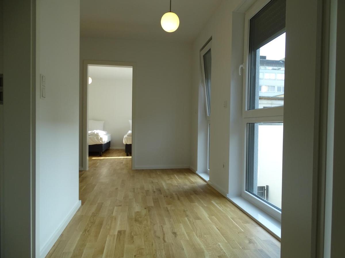 Avi City Apartments Kinghouse Düsseldorf Oda fotoğraf